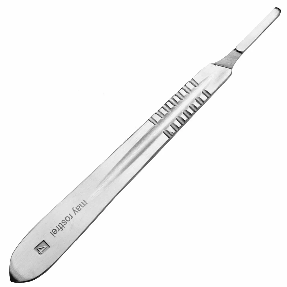 May Skalpell Set – 100 Sterile Skalpellklingen Figur 23 aus Karbonstahl, einzeln verpackt – Inkl. Edelstahl Skalpellhalter Nr. 4 – Präzisions Einwegklingen für Basteln, Modellbau & Fußpflege