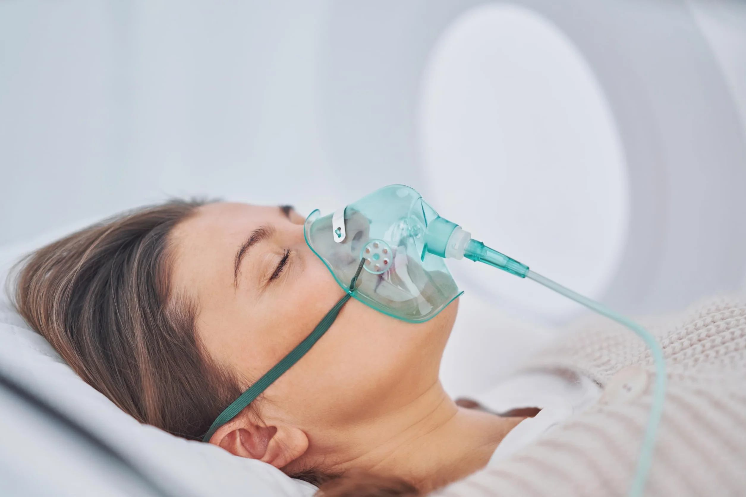 Tiga-Med Sauerstoffmasken für Erwachsene | DEHP-frei | grün | mit 210cm Sauerstoffschlauch | O2 Maske Atemmaske