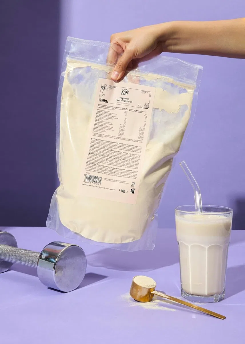 KoRo Veganes Proteinpulver Ohne Zucker Vanille 1 kg - Aus Reis-, Erbsen- und Soja Protein Pulver Vegan - Eiweißpulver Cremig-süß im Geschmack - 30 Tage Vorrat